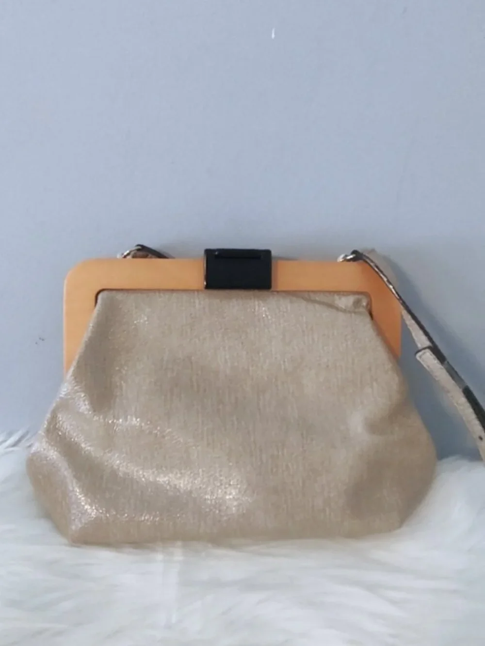 Kate Spade Zuma Beach Marga shoulder bag metallic patent leather wood EUC - Picture 4 of 9